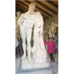 LS 353 Ercole Farnese h. cm. 320